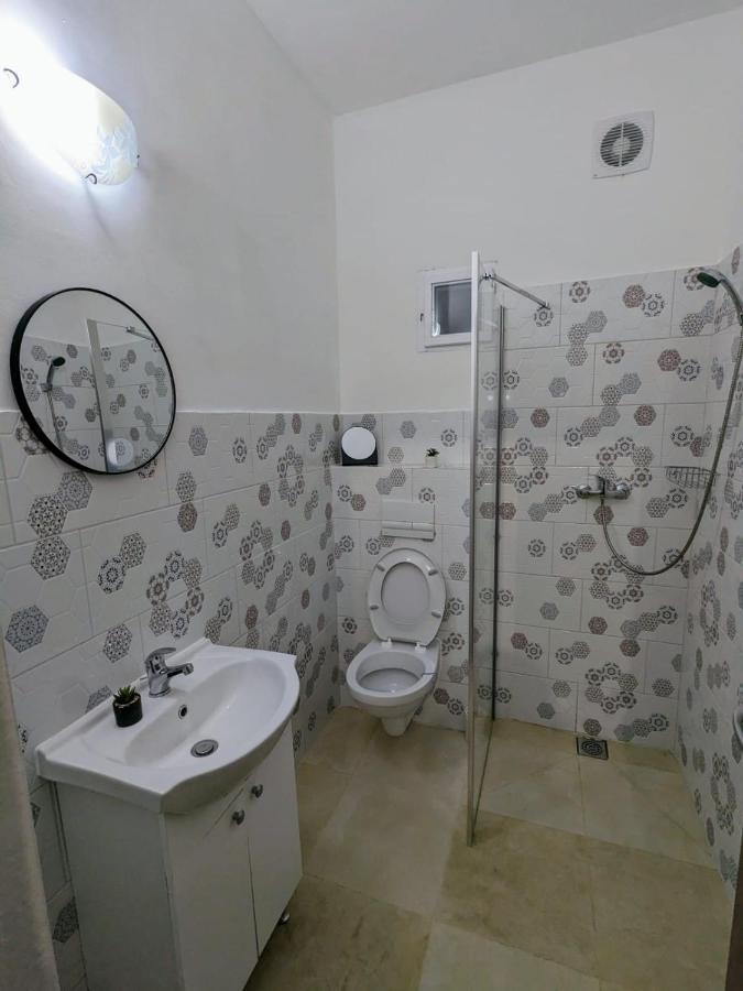1 Josepartment Apartment *